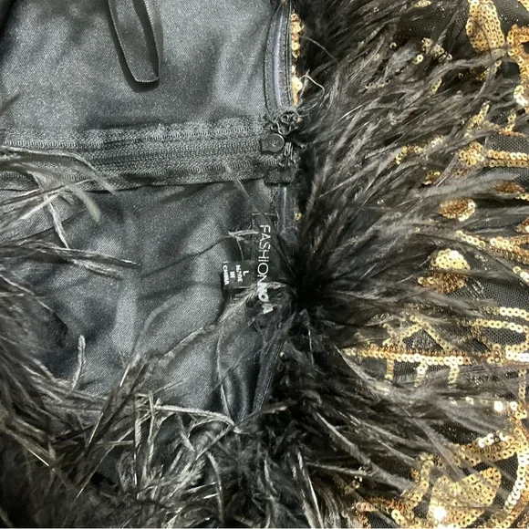 Fashion Nova Black and Gold Prom Dress - Picture 8 of 14